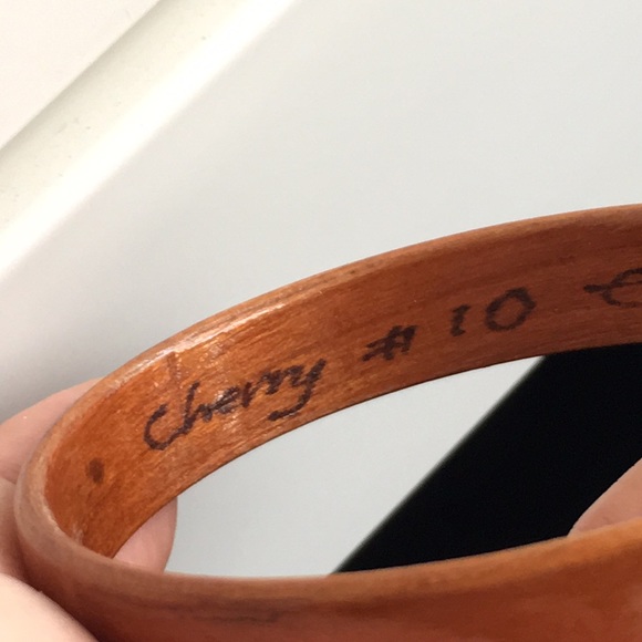 🖤HAWAII💕Handmade bangle - Picture 3 of 10